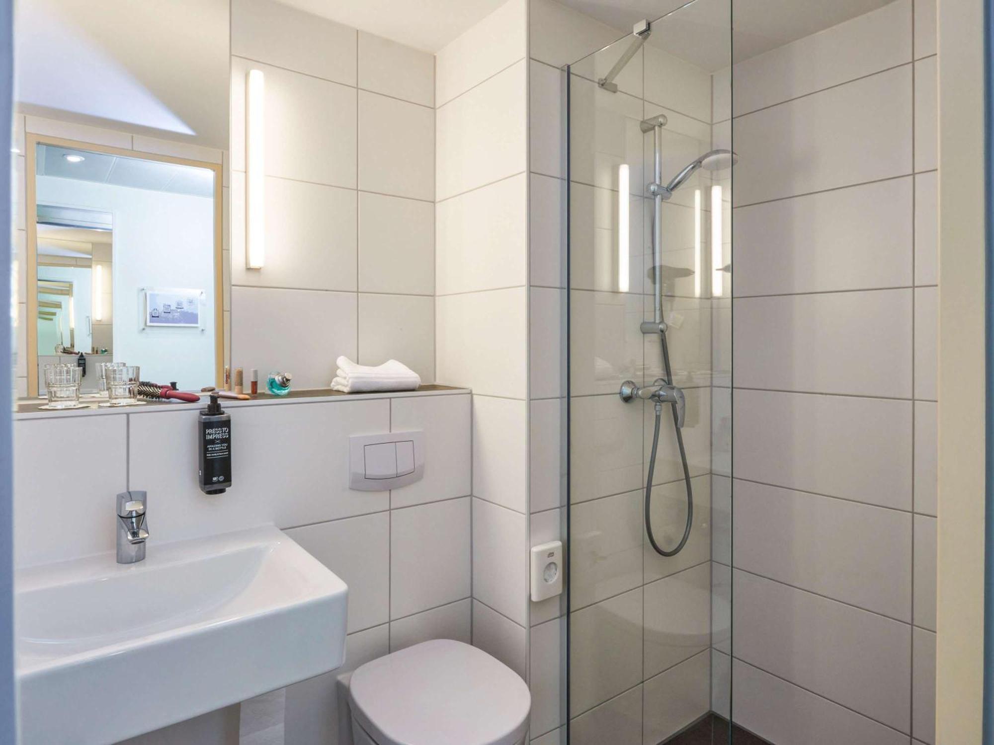 Ibis Budget Singen Buitenkant foto